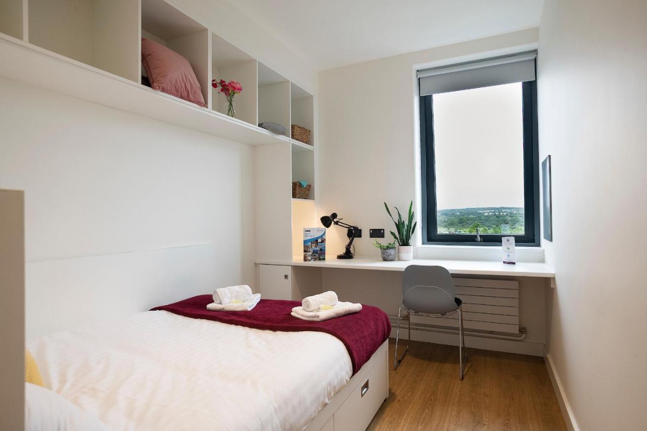 Goldcrest Village Apartments University Of Galway Exteriör bild