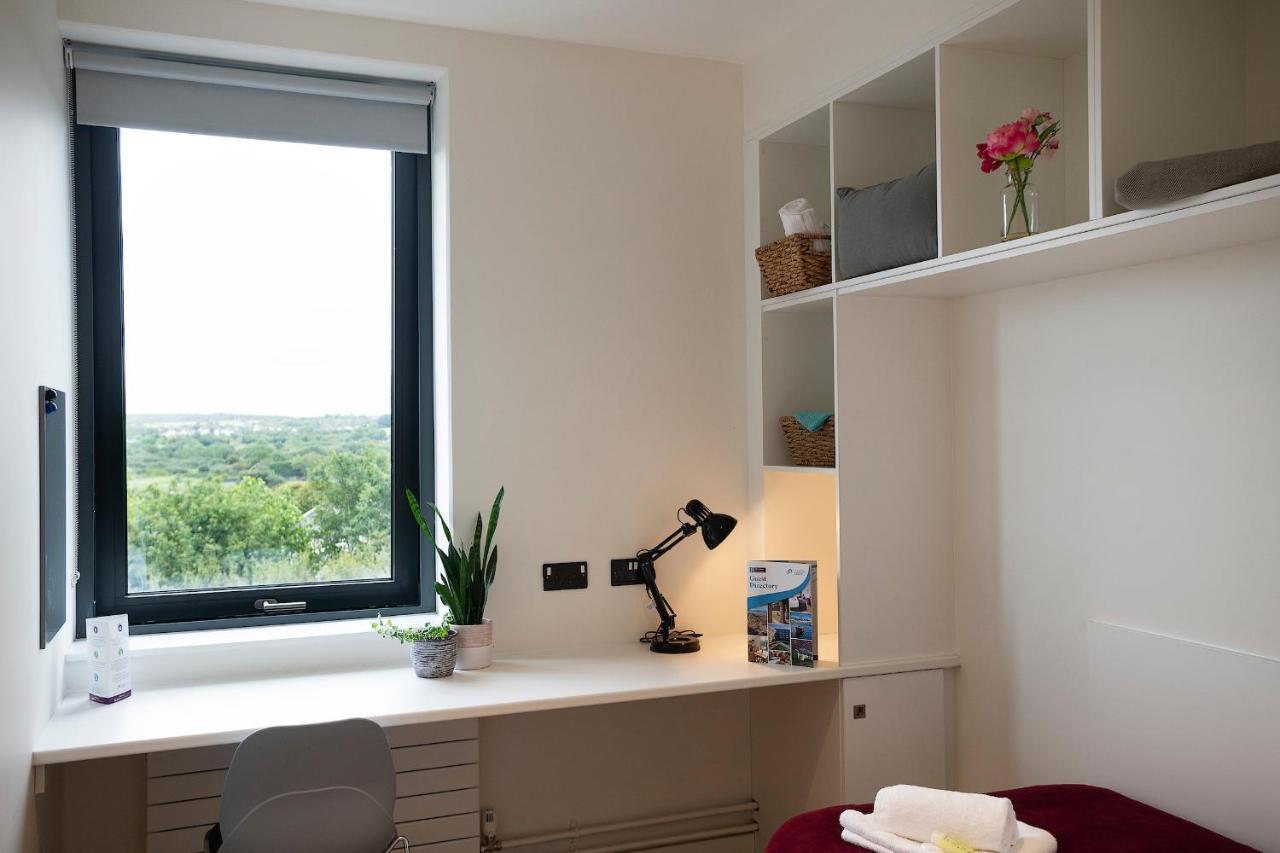 Goldcrest Village Apartments University Of Galway Exteriör bild